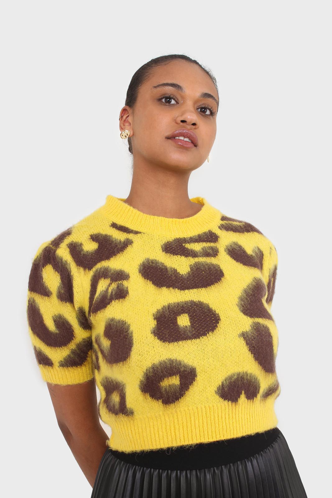 Yellow and brown brushed leopard knit tee