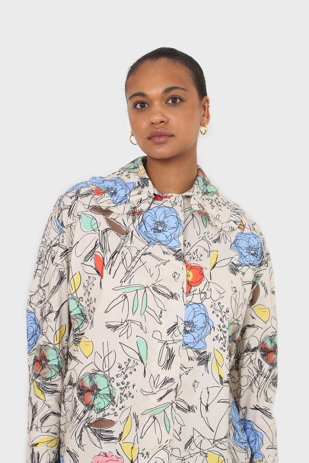 Ivory sketch print large collar blouse