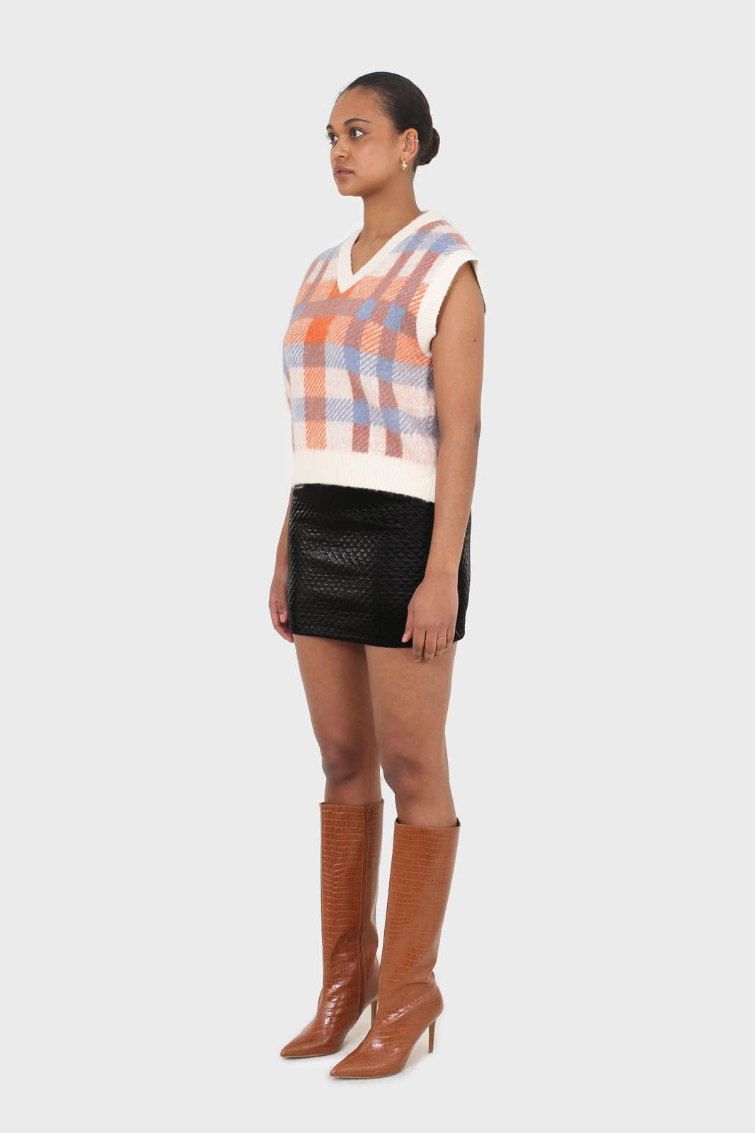 Black vegan leather contrast quilt mini skirt
