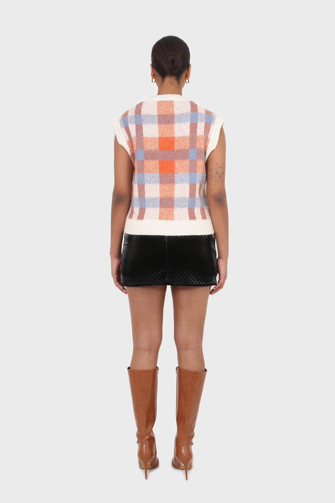 Black vegan leather contrast quilt mini skirt