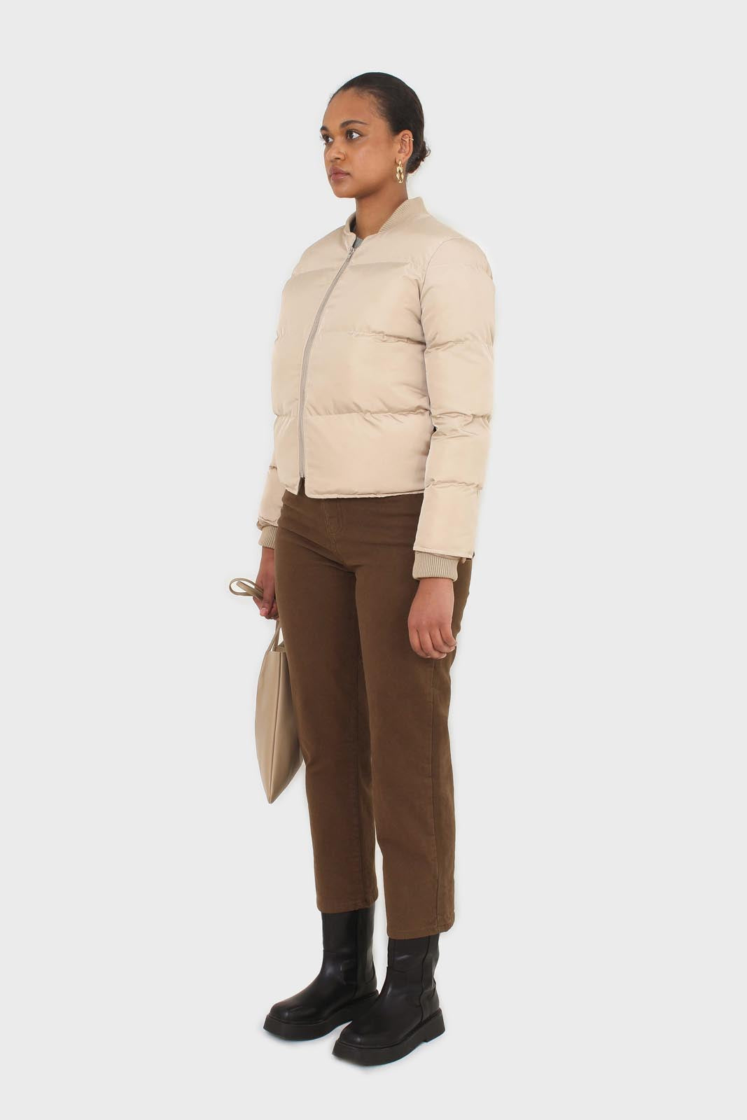 Beige round neck puffer jacket