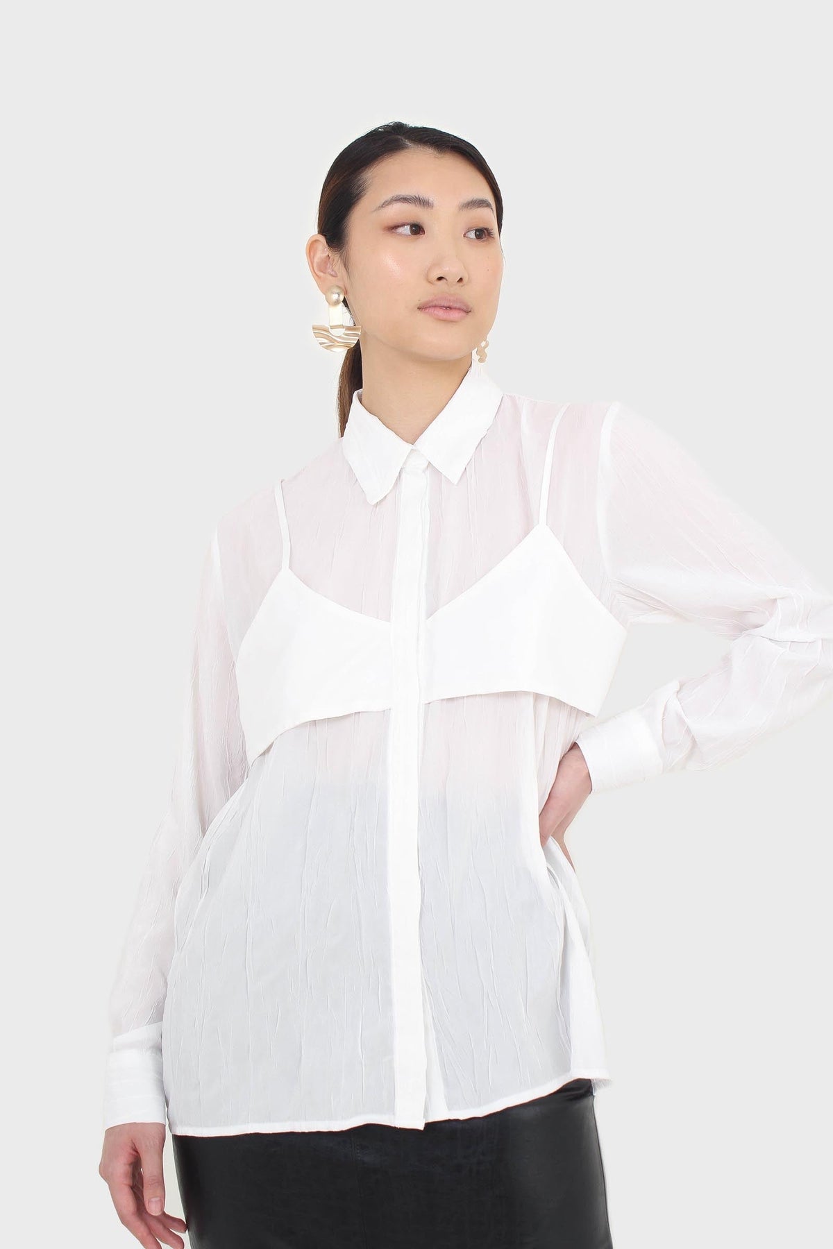 White bustier wrinkle blouse