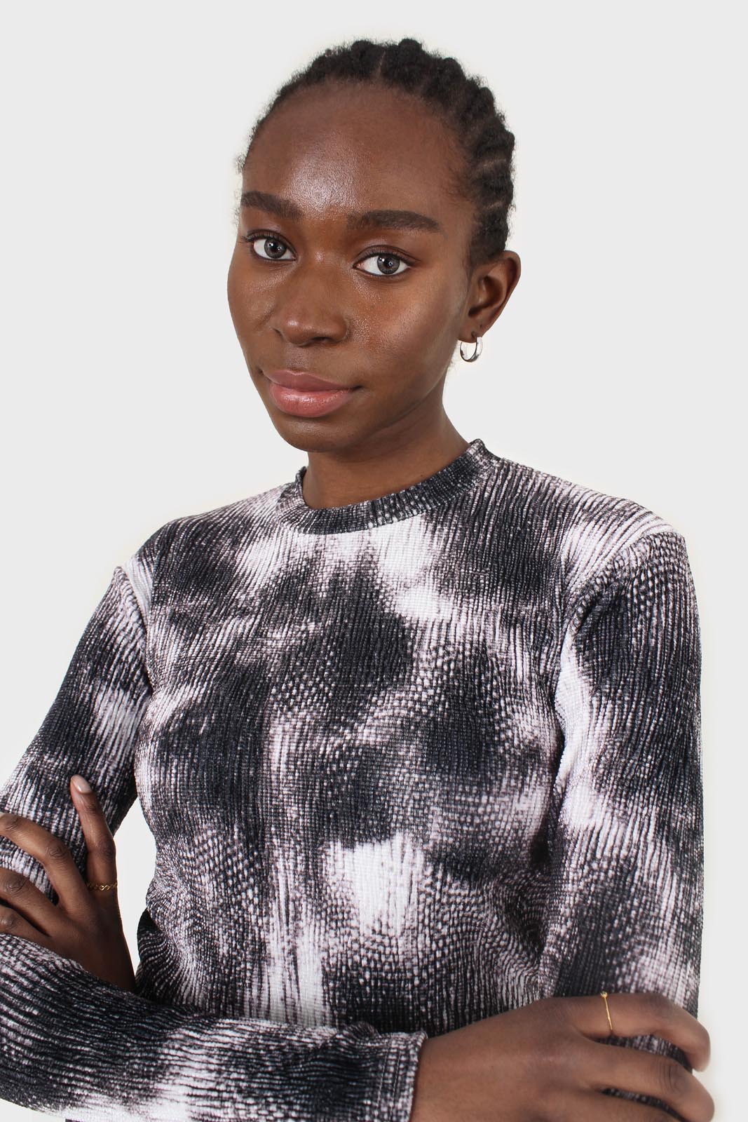 Black tie dye print velvet cropped top