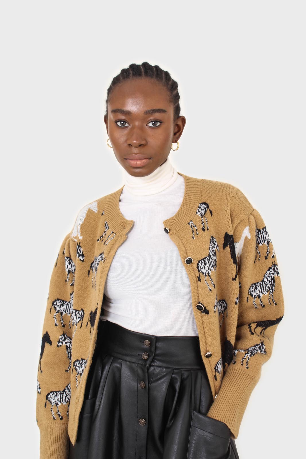 Beige zebra metal button puff sleeved cardigan