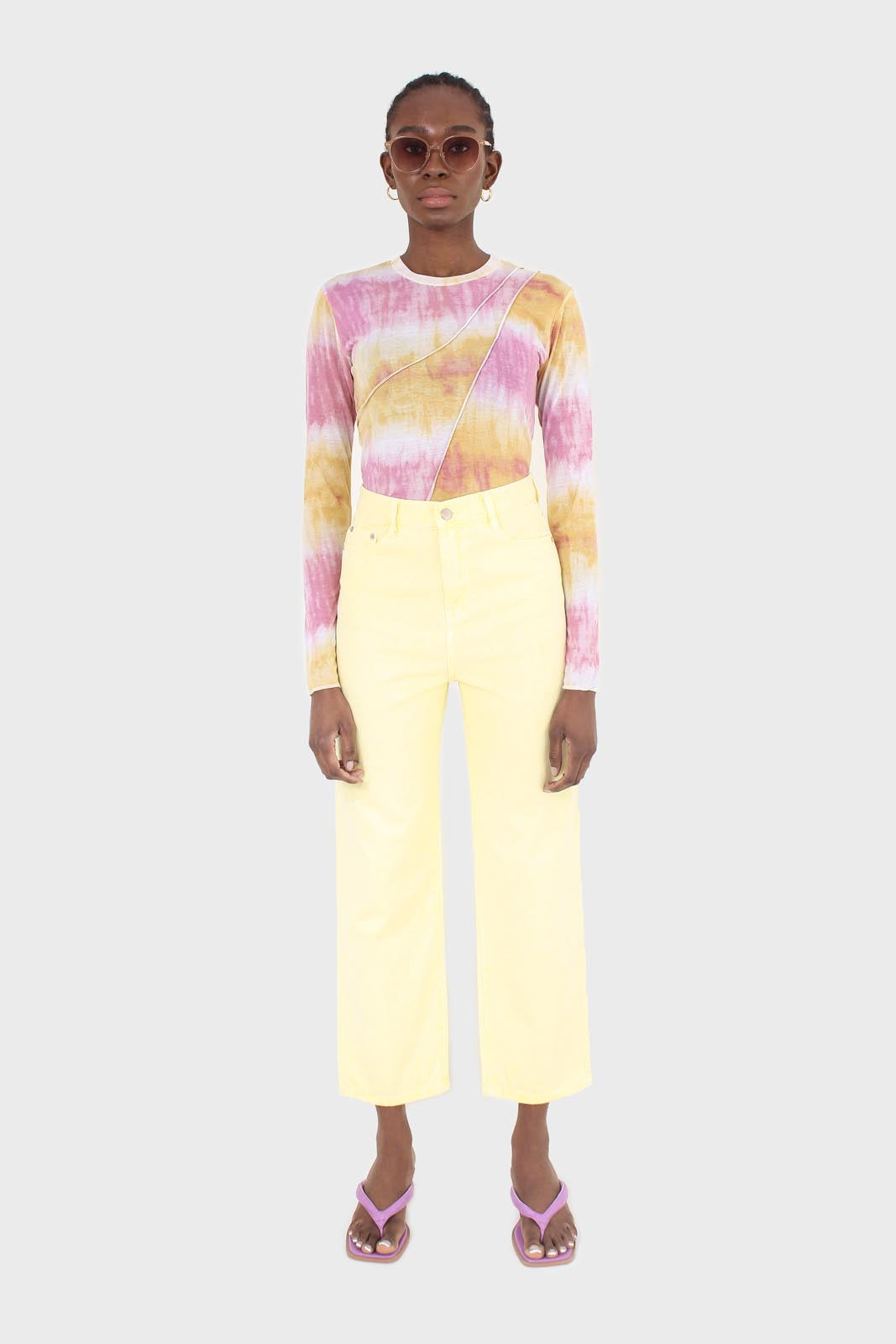 Pale yellow loose fit jeans - 215