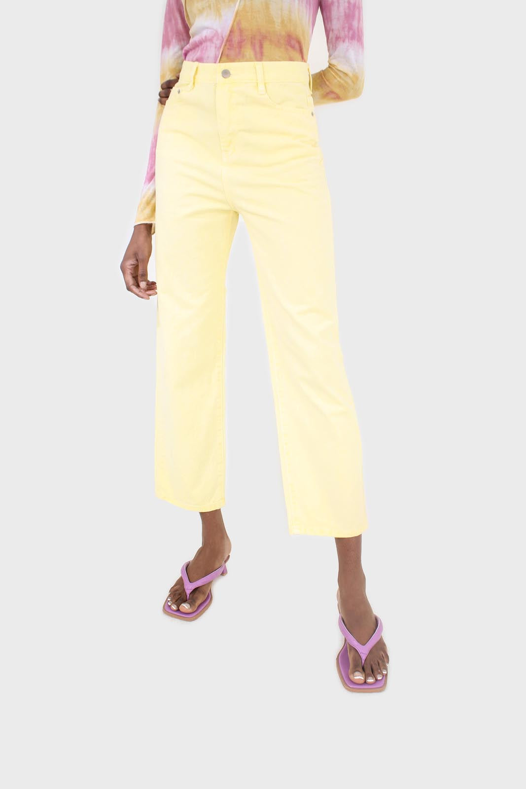 Pale yellow loose fit jeans - 215