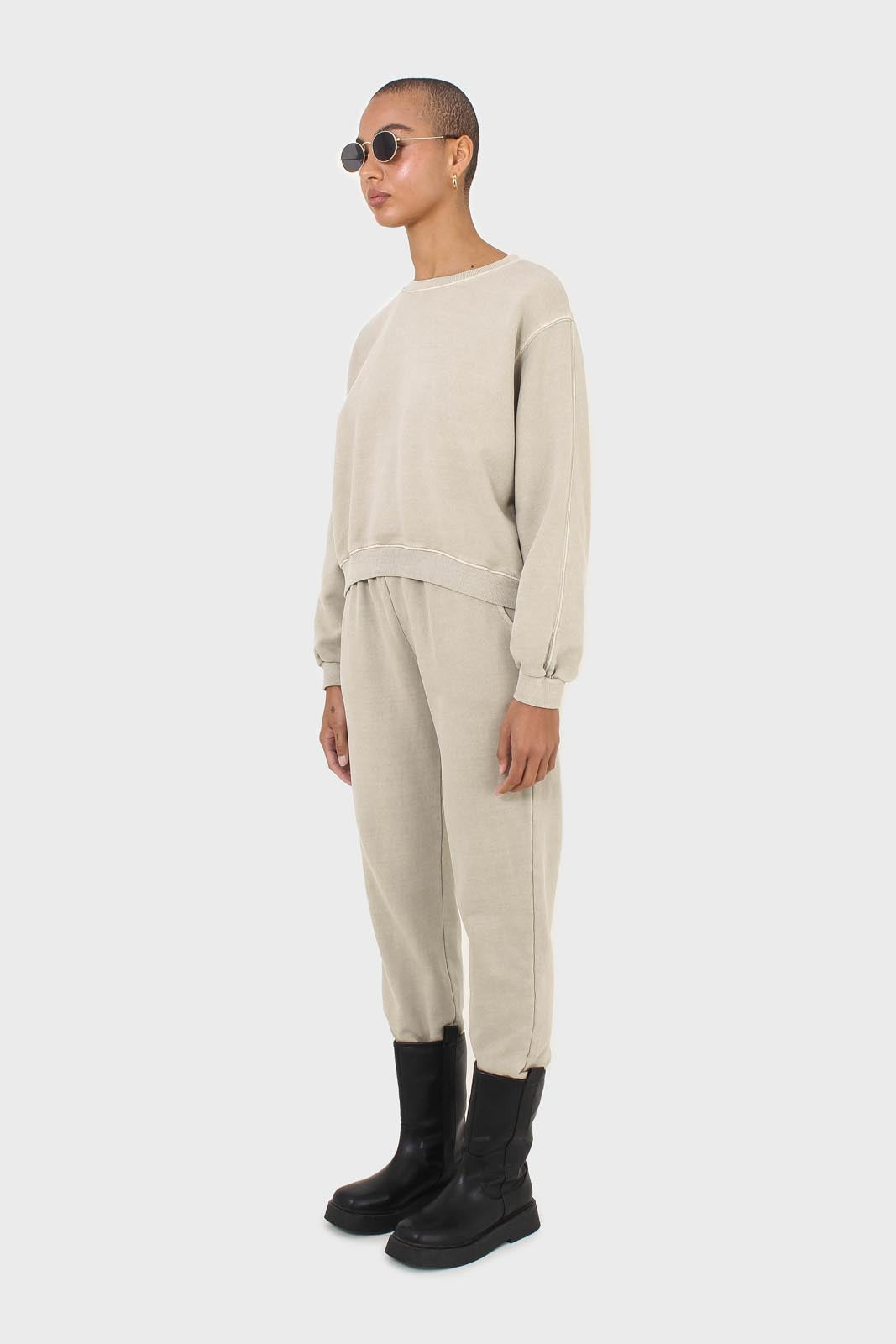 Beige pigment oversized sweatshirt