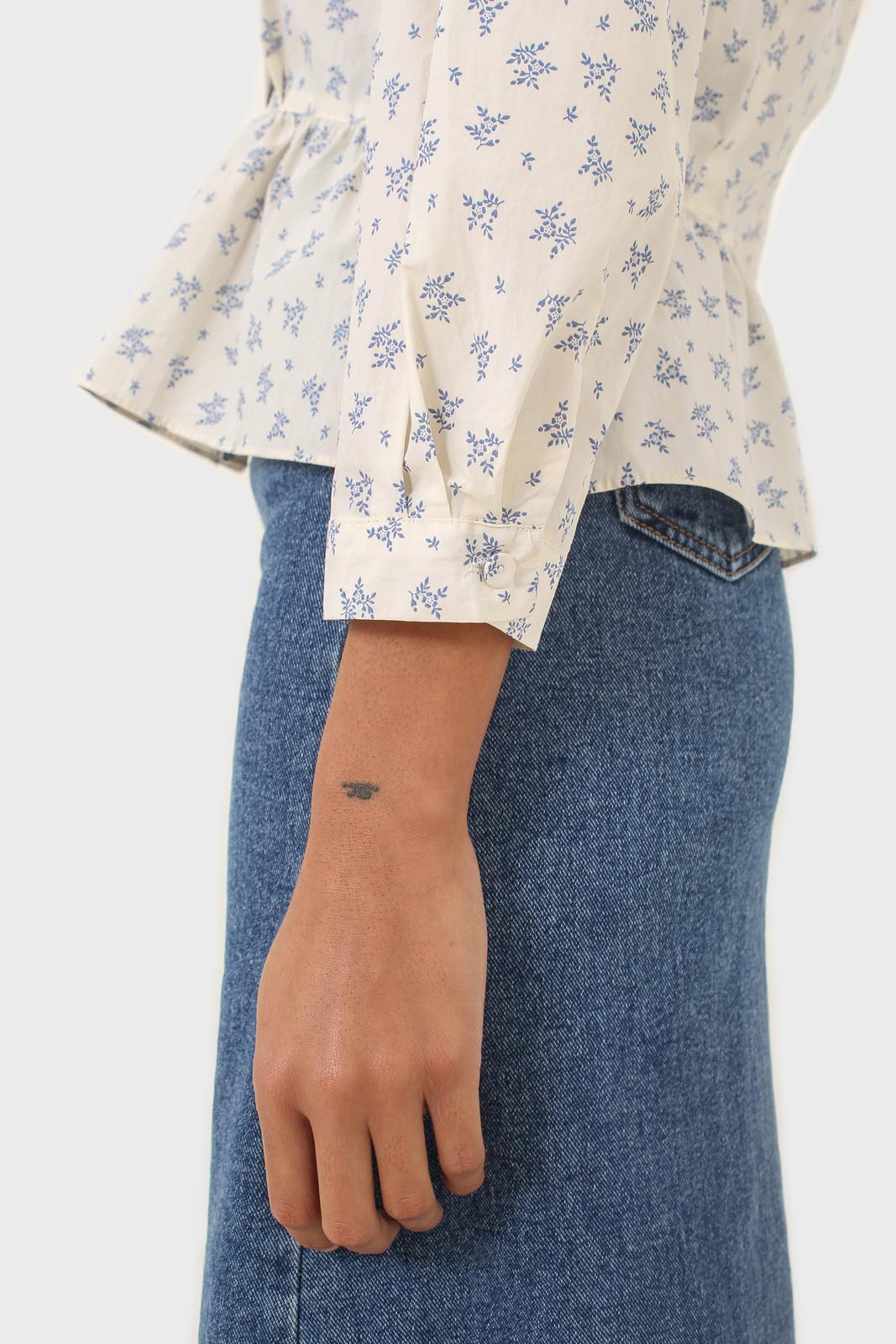 Ivory and blue floral print cotton blouse