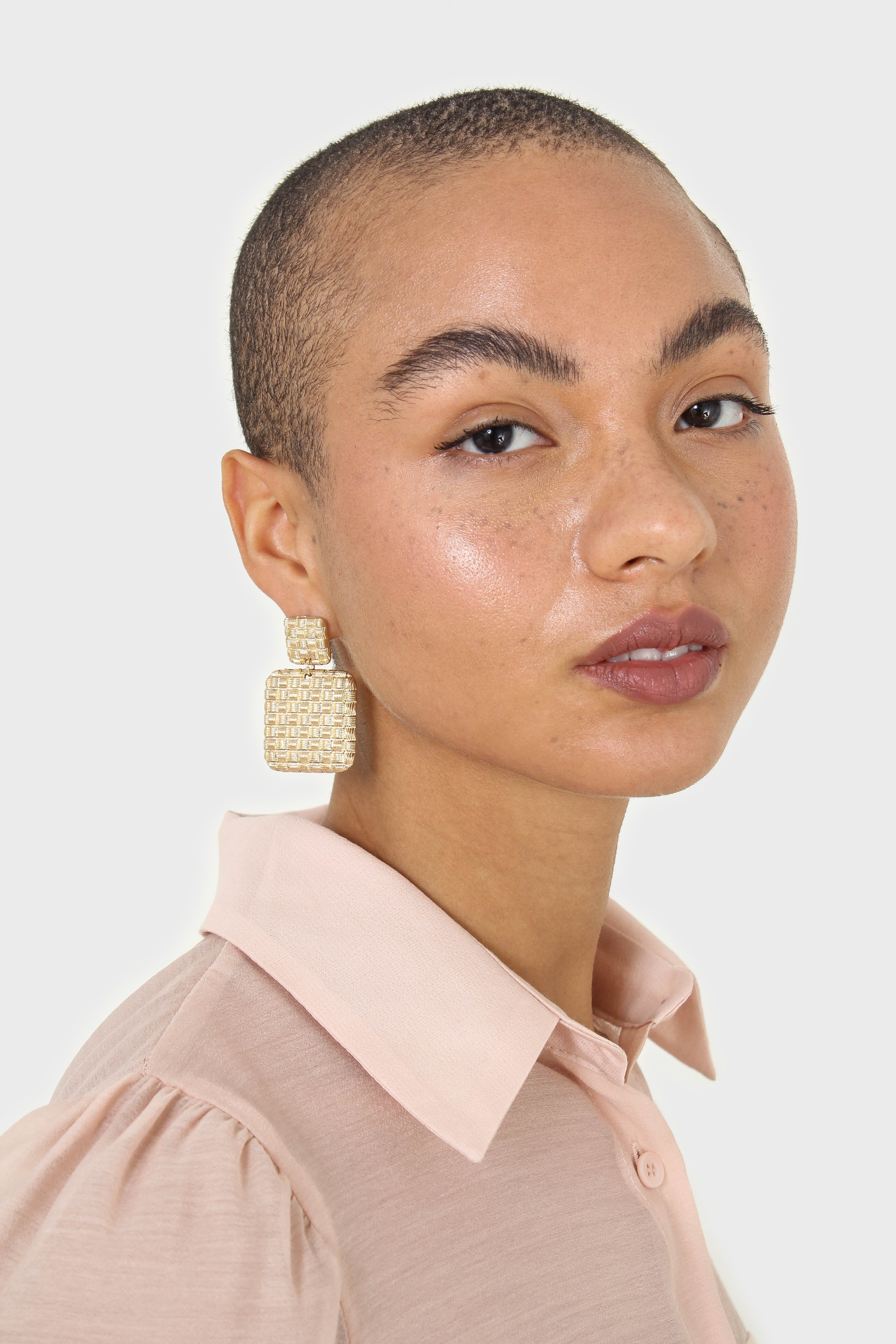 Gold woven square earrings