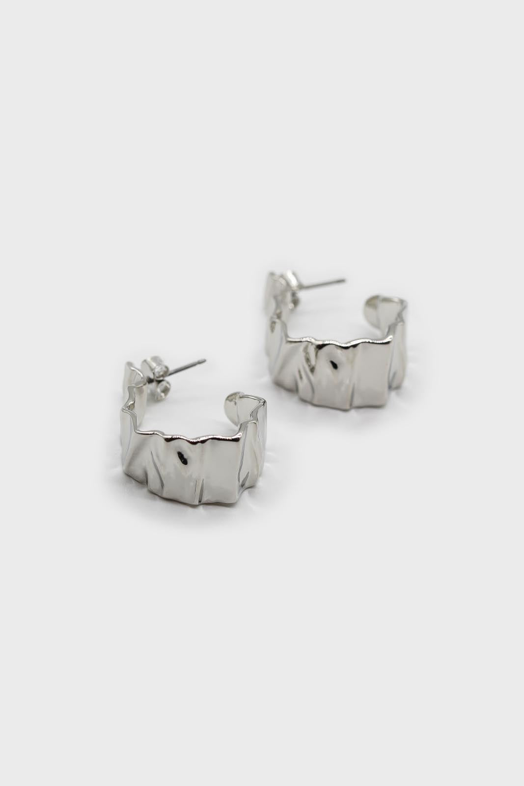 Silver rough texture earrings