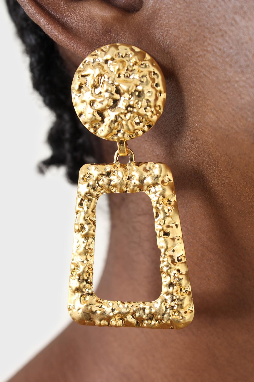 Gold irregular texture rectangle earrings