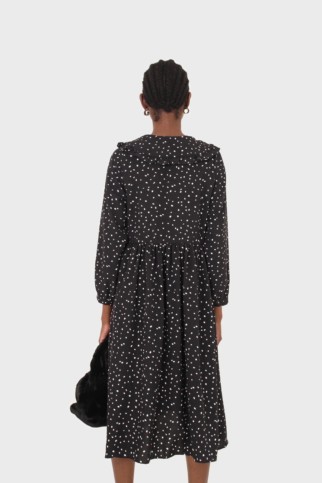 Black and white polka dot decorative collar dress