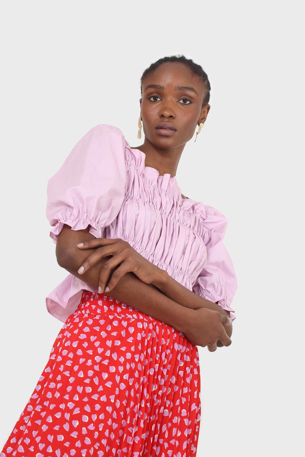 Red and pink heart print pleated midi skirt