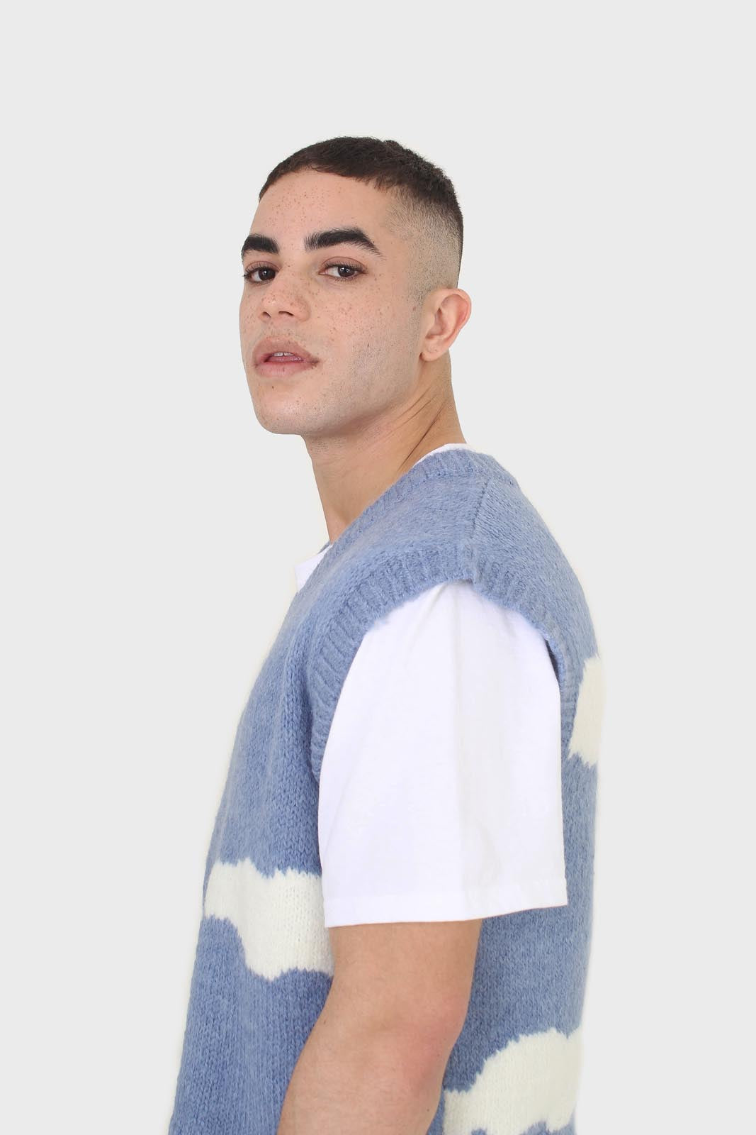 Blue and white intarsia cloud wool blend vest