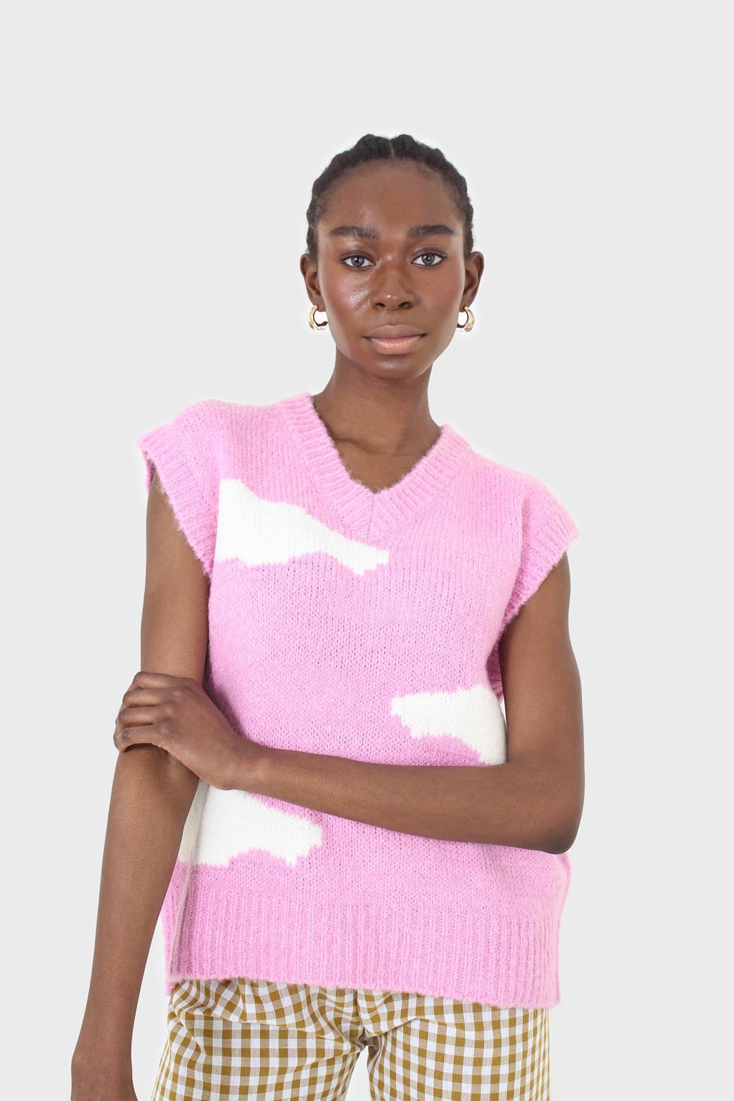Pink and white intarsia cloud wool blend vest