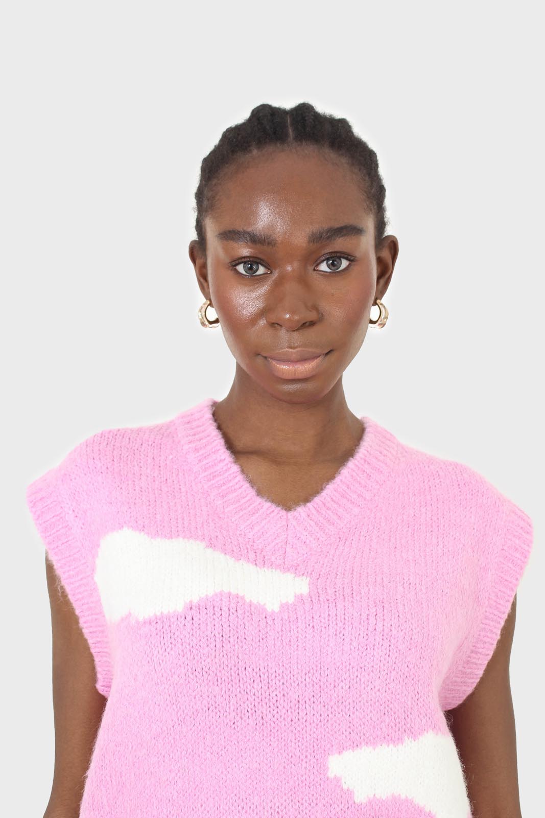 Pink and white intarsia cloud wool blend vest