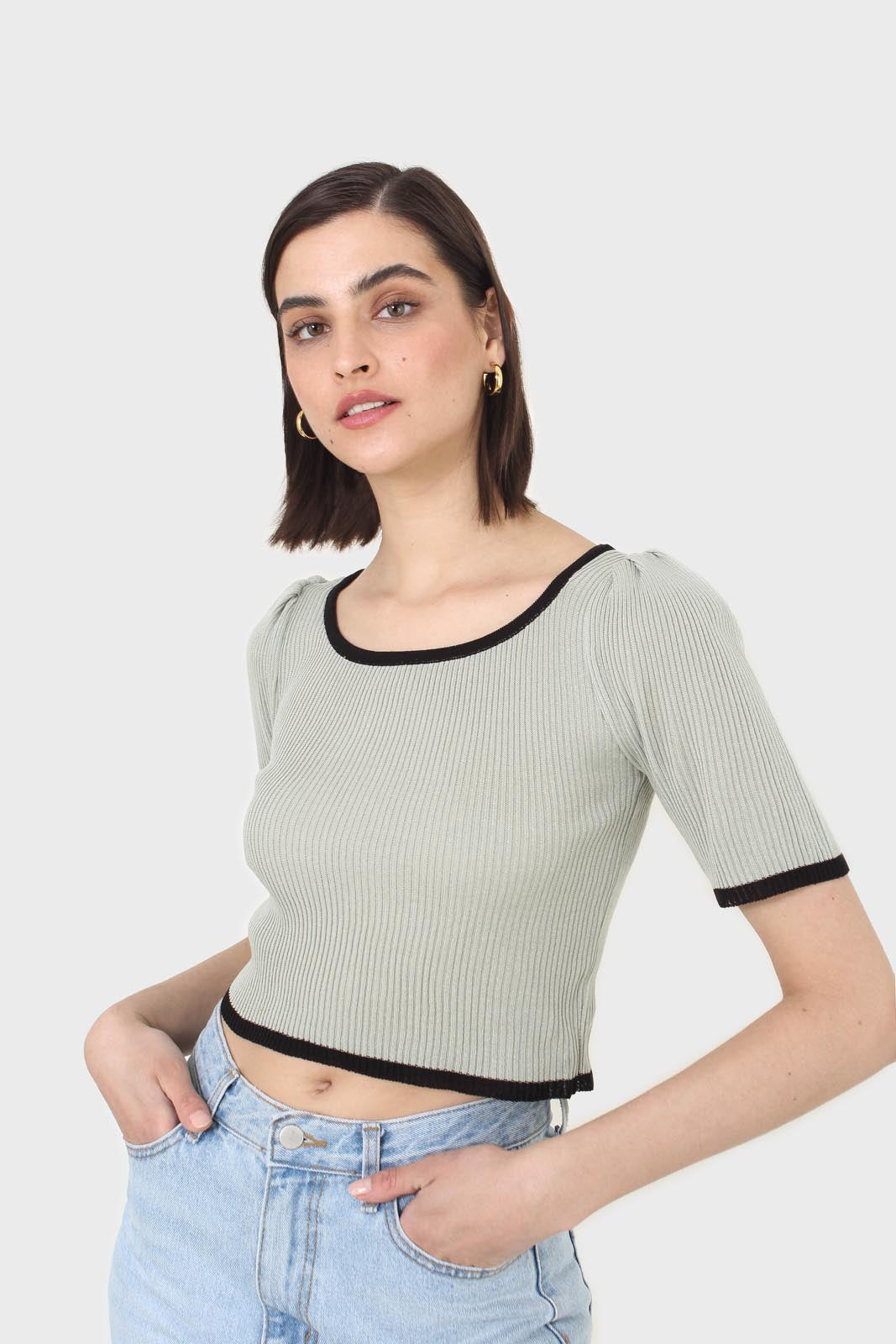 Mint and black binding puff sleeve knit top