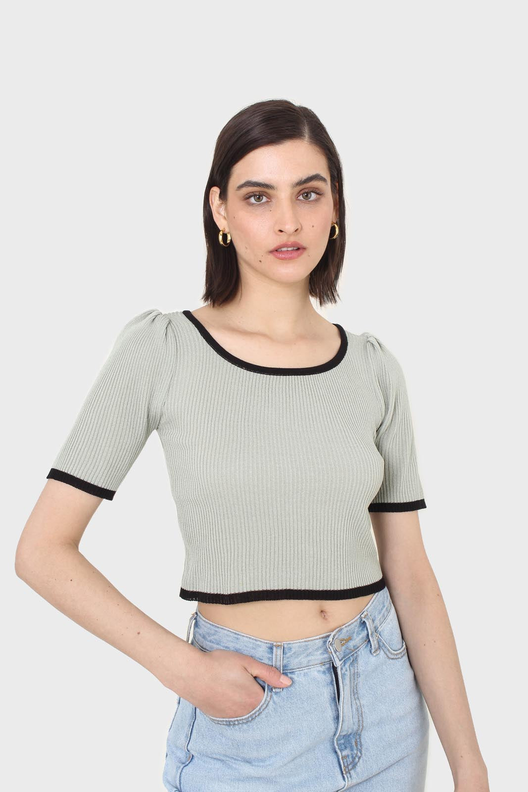 Mint and black binding puff sleeve knit top