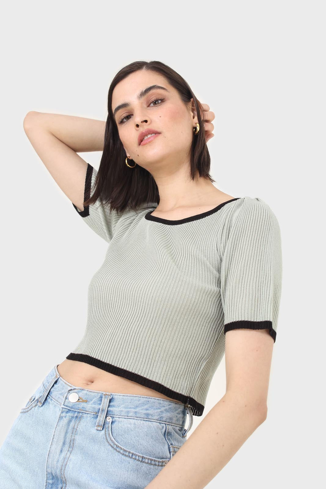 Mint and black binding puff sleeve knit top