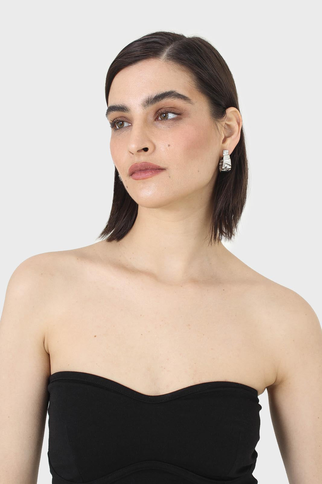Black bandeau strapless top