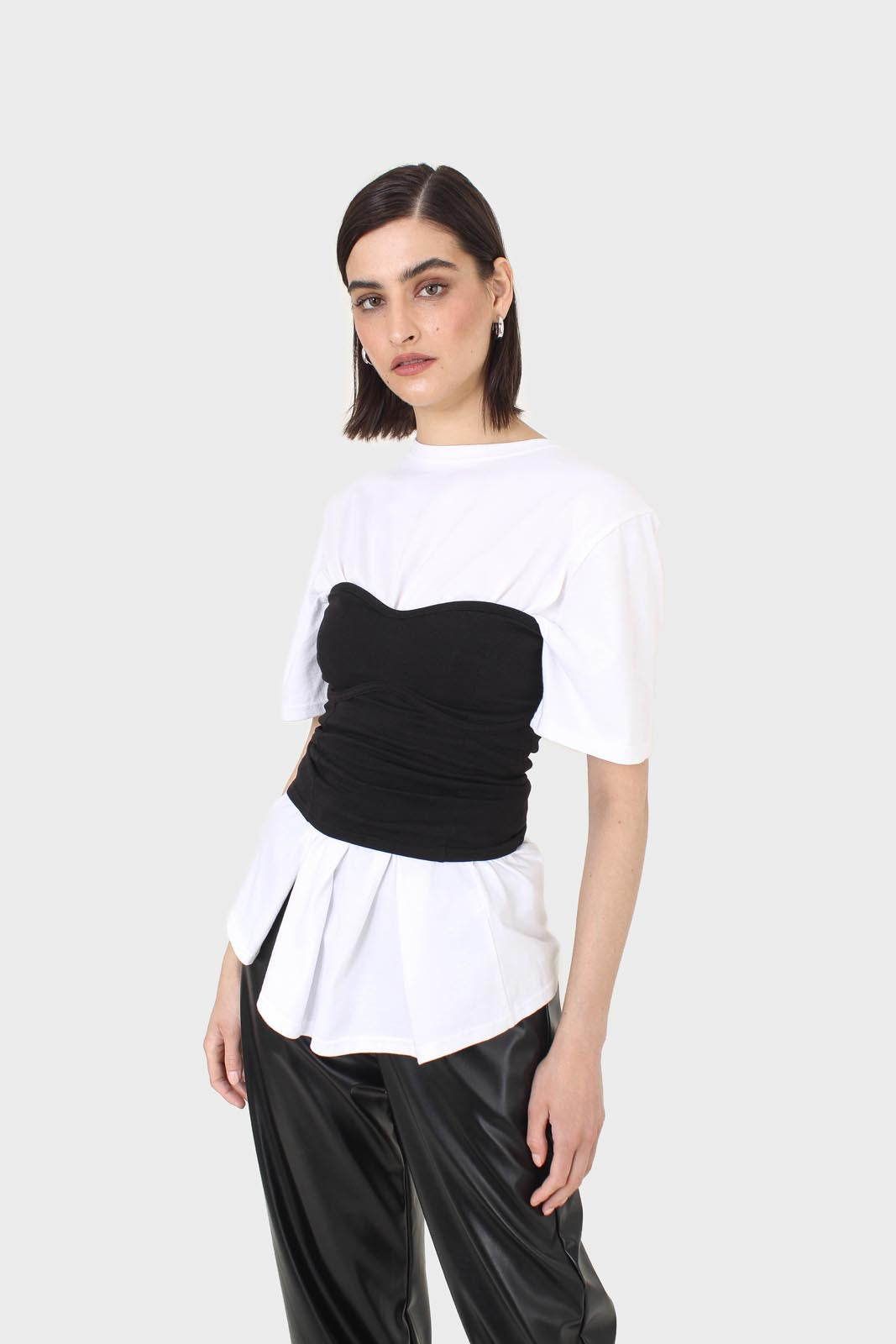 Black bandeau strapless top