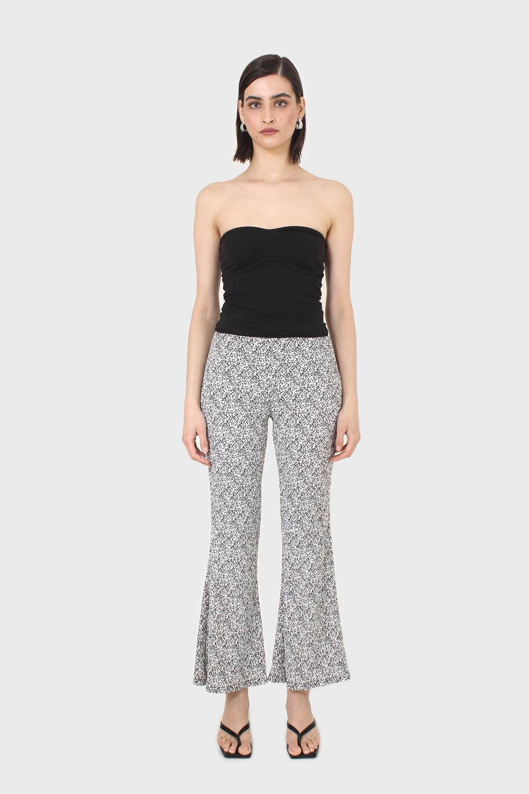 Black bandeau strapless top