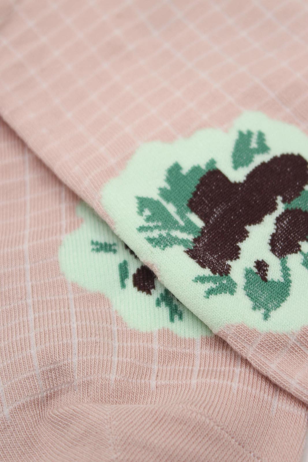 Beige floral grid socks