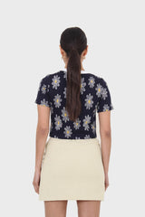 Black large daisy print  cropped tee