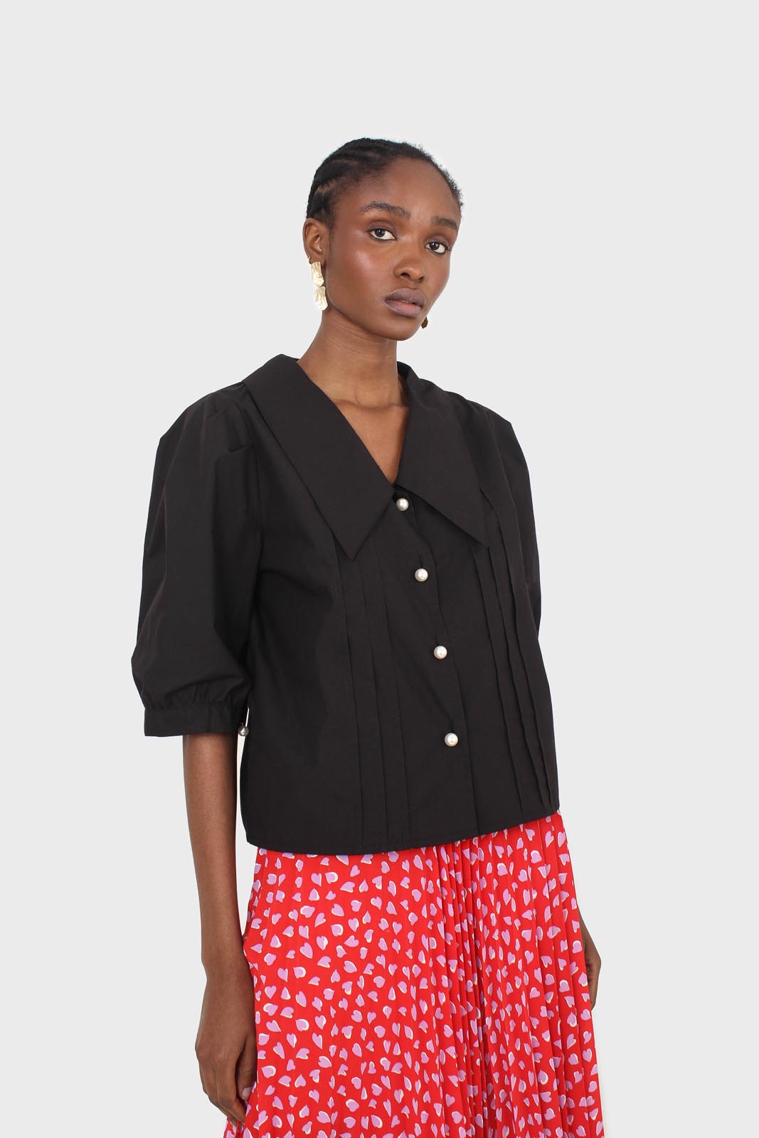 Black large collar pleated 3/4 sleeve pearl button blouse