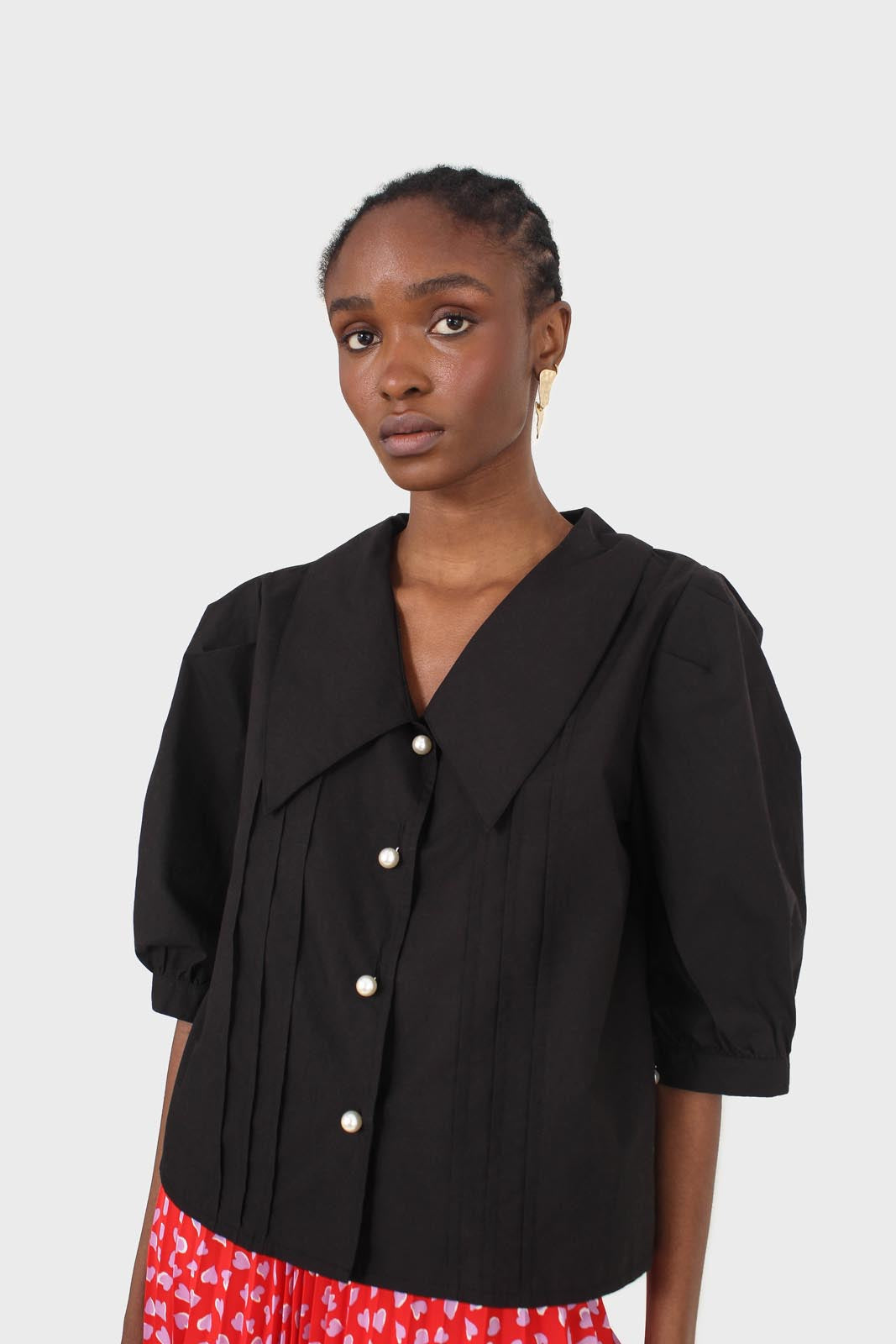 Black large collar pleated 3/4 sleeve pearl button blouse