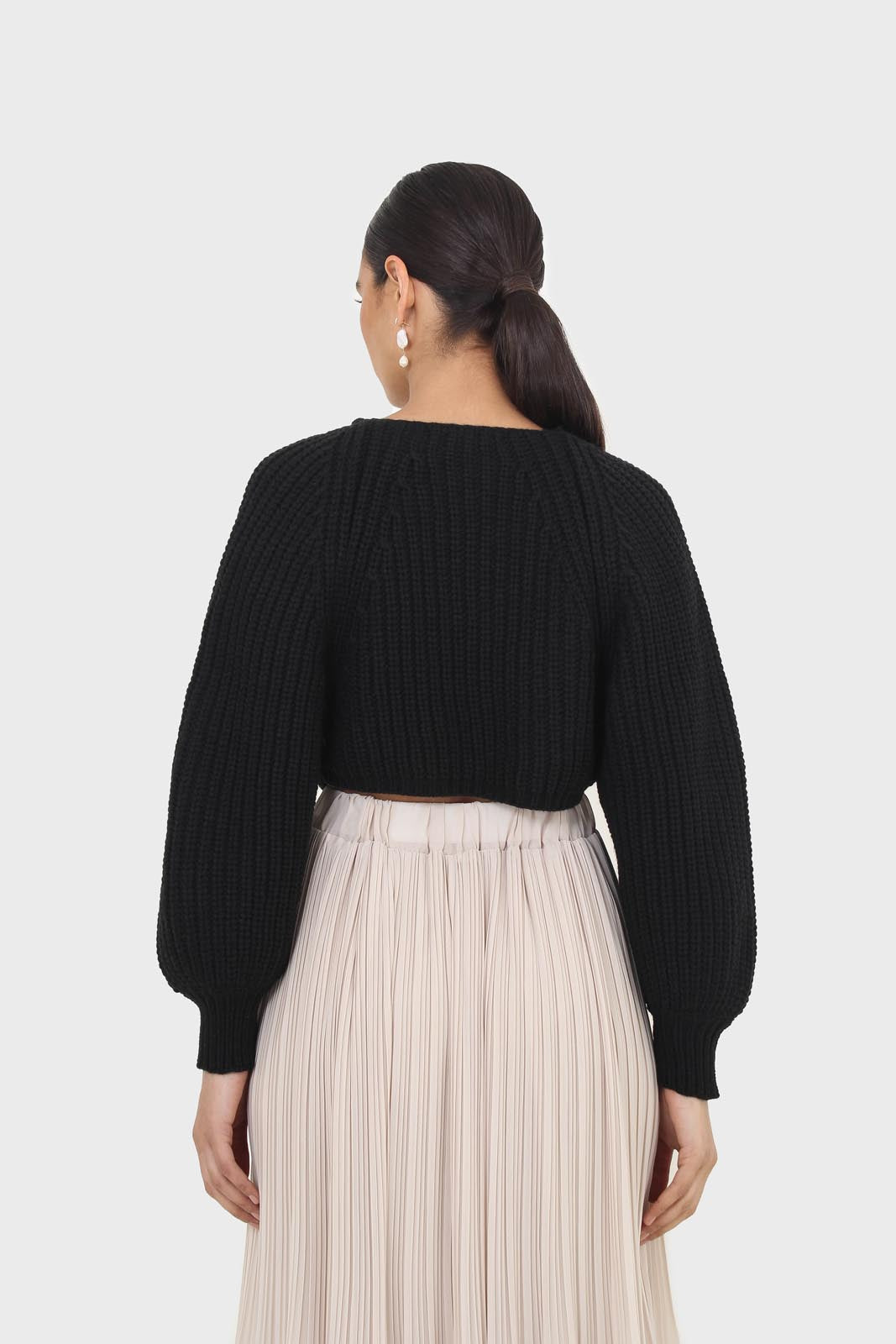 Black cross over balloon sleeve sweater
