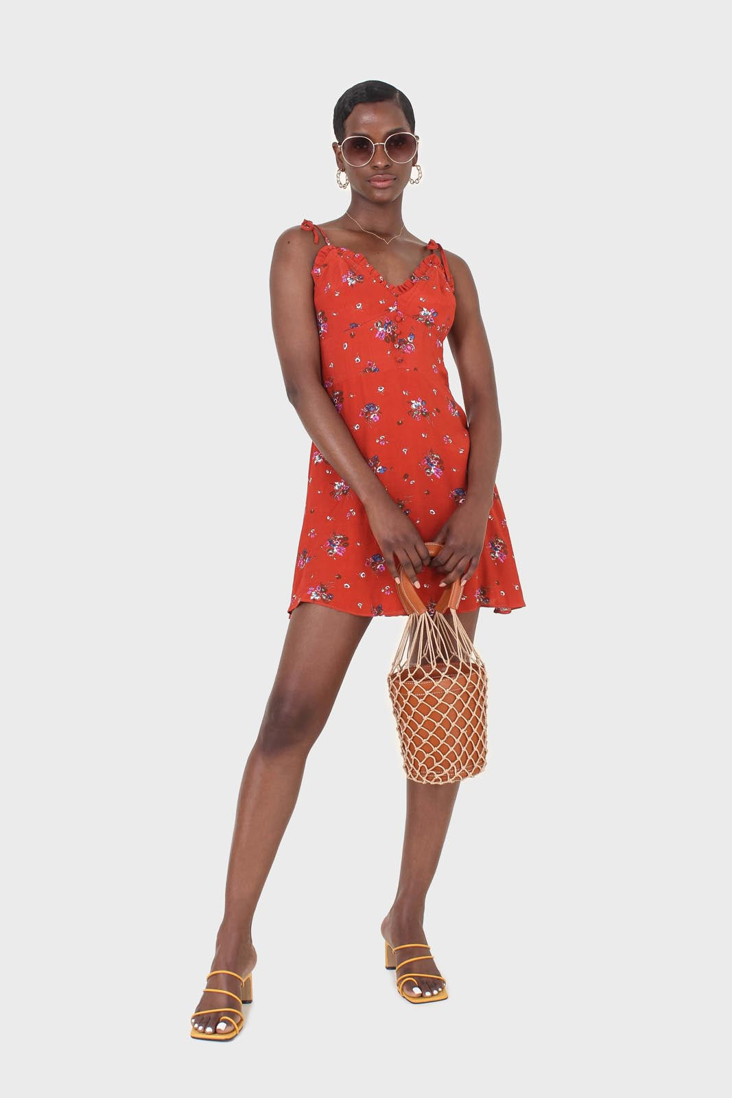 Camel net cylinder bucket bag