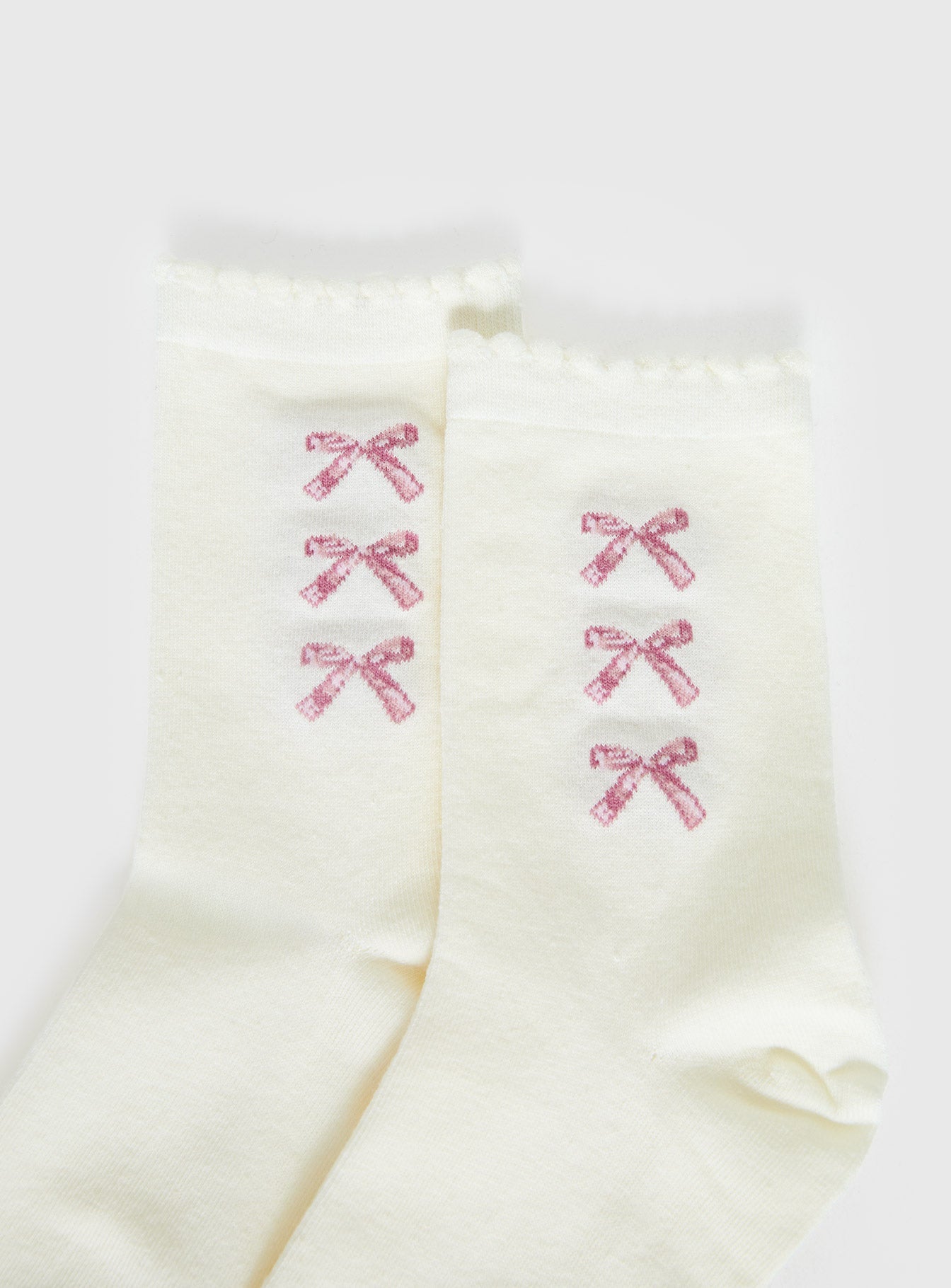 Teen Spirit Bow Socks White / Pink