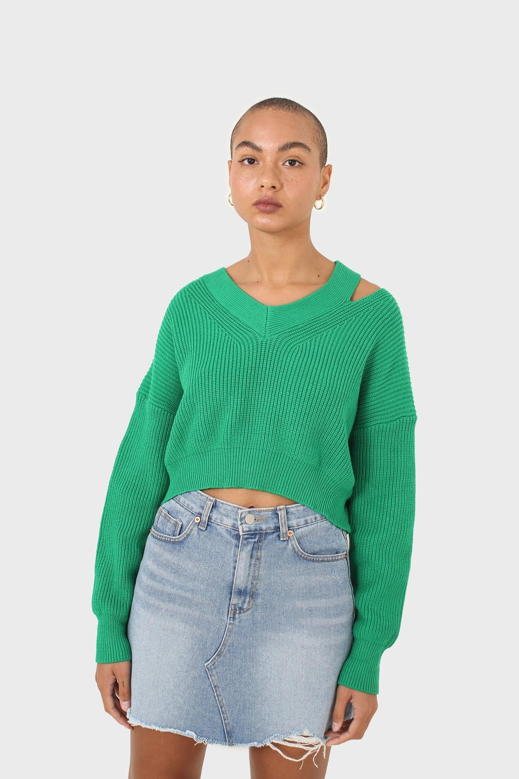 Green side neck slit V-neck jumper