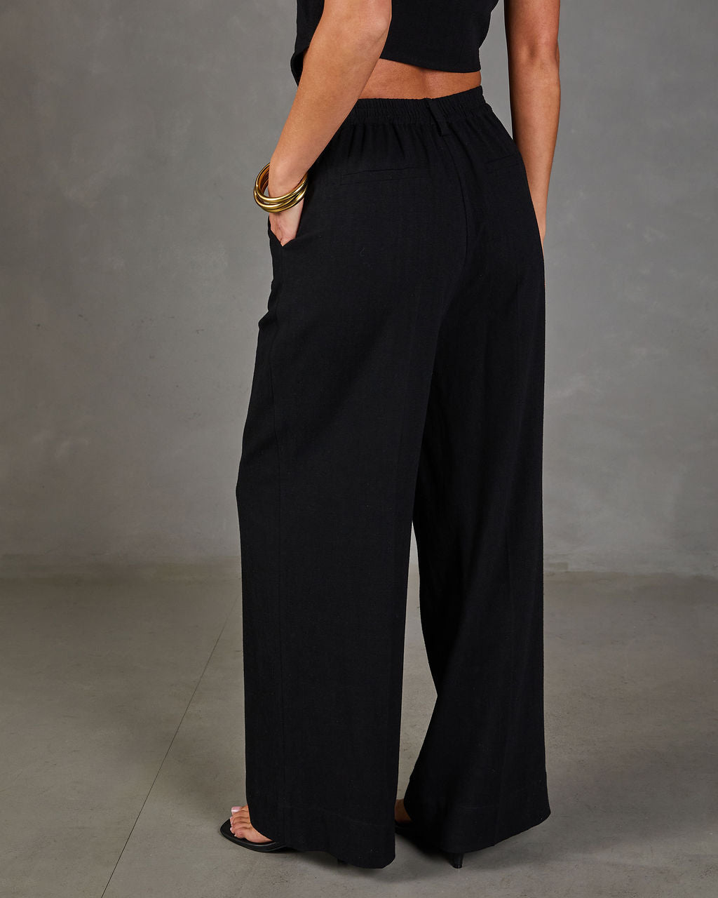 Leva Pocketed Wide Leg Pants