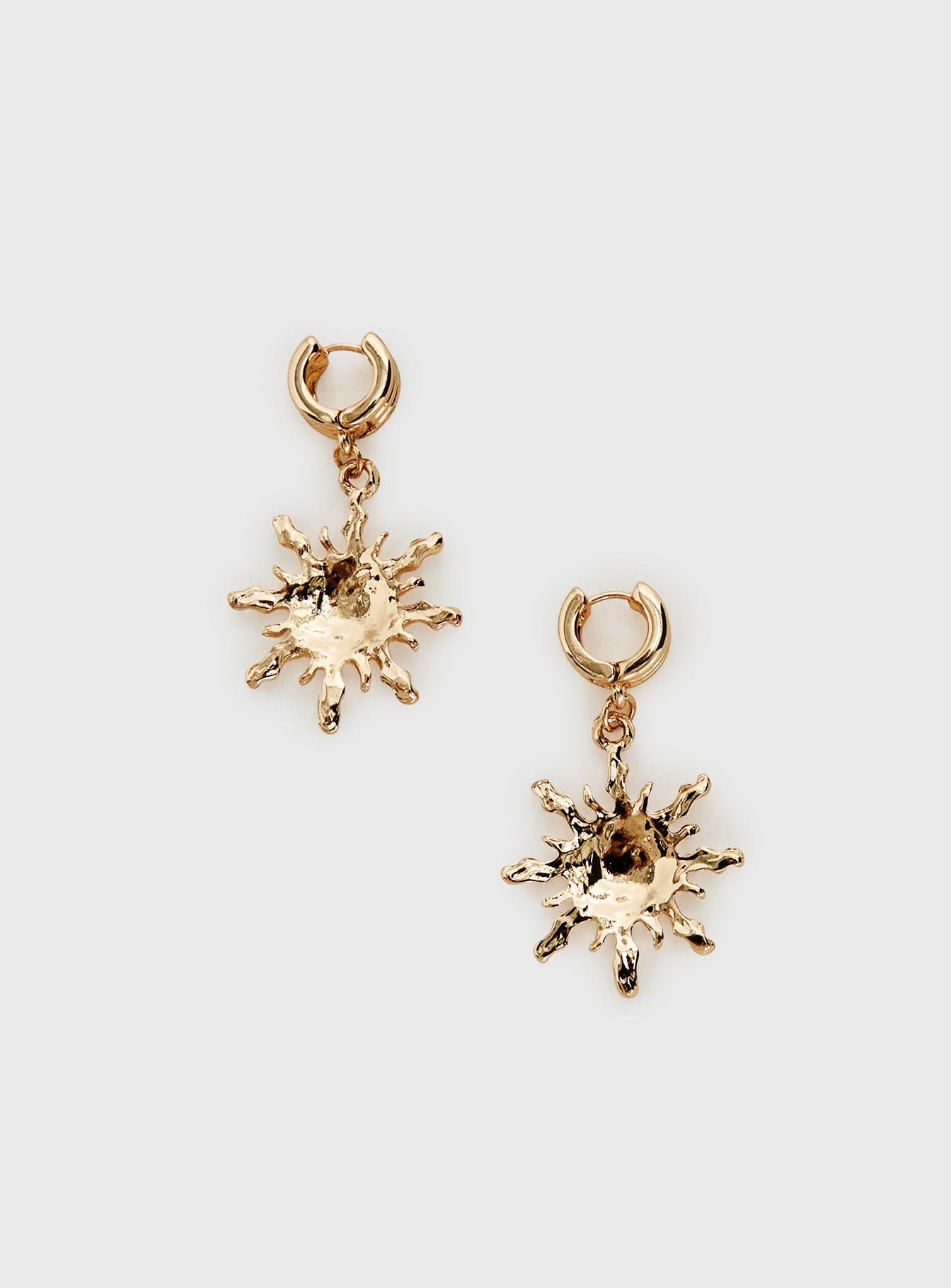 Camira Earrings Gold