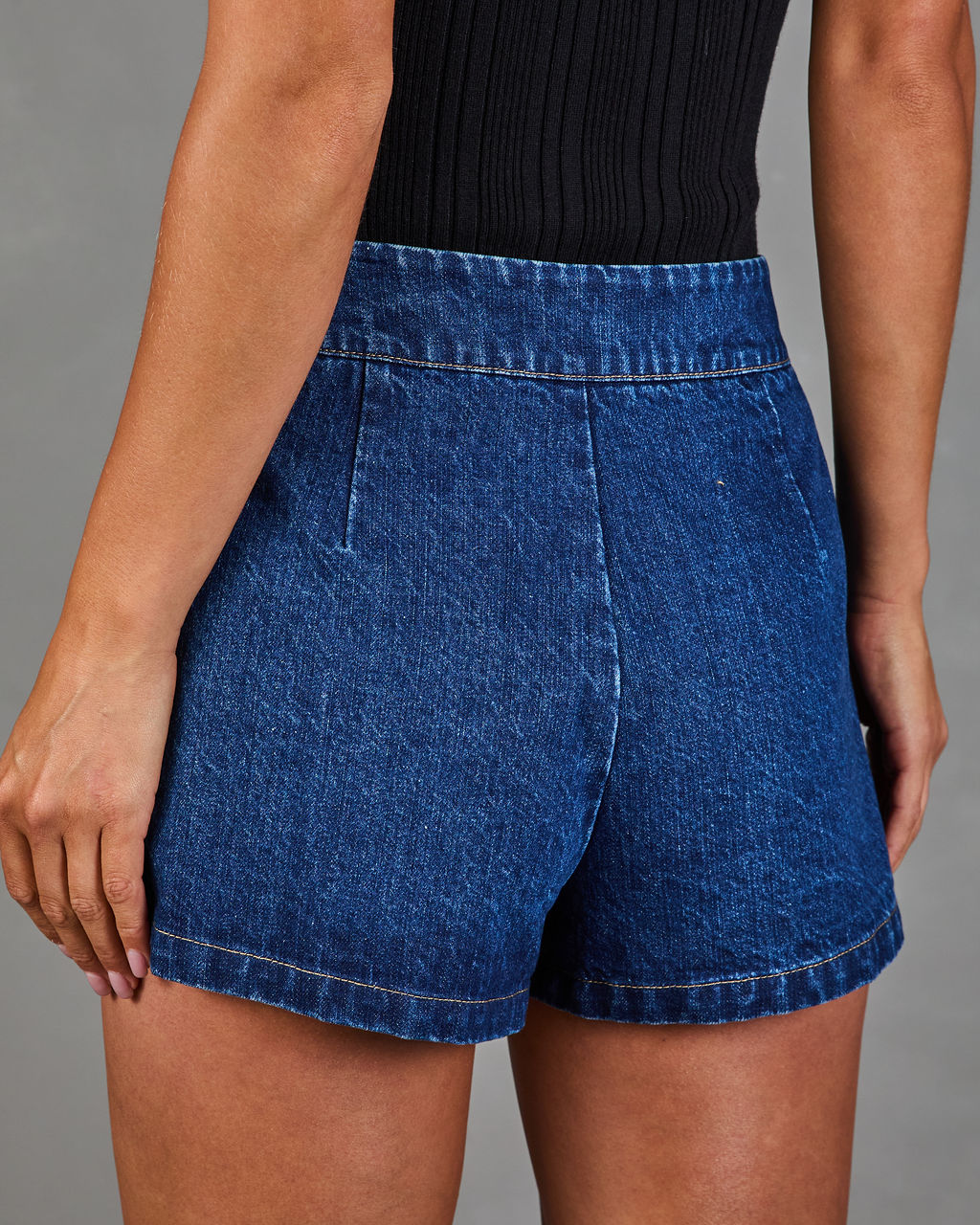 Daybreak Society Belted Denim Mini Skort