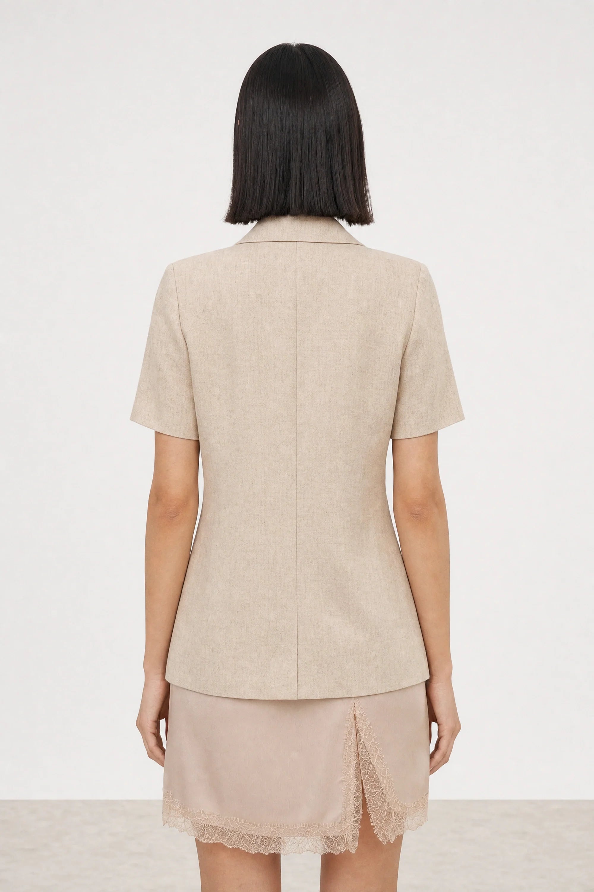 Beige short sleeved boxy blazer