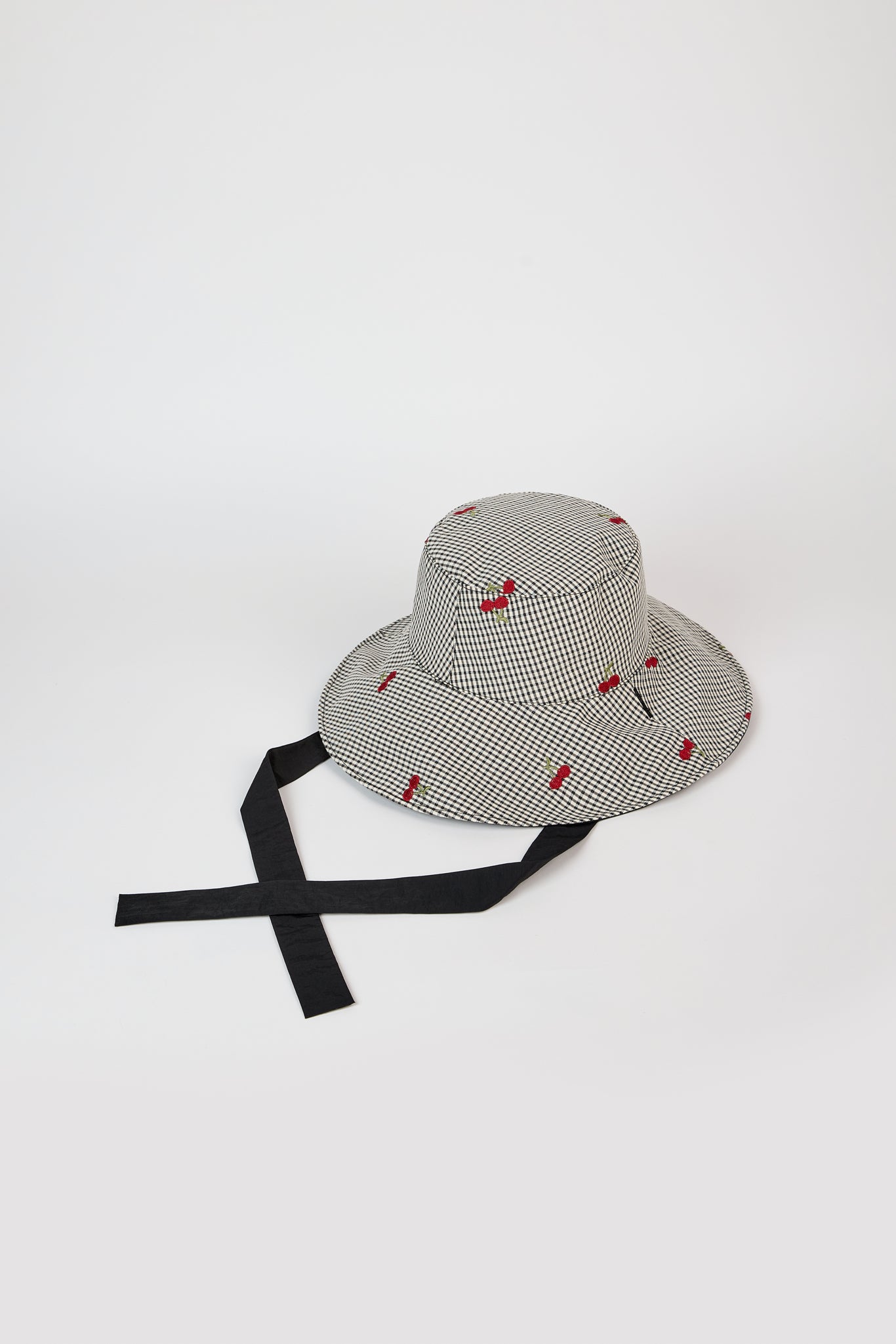 Black gingham embroidered cherry reversible sun hat