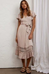 Zephyr Waist Tie Midi Dress Mocha