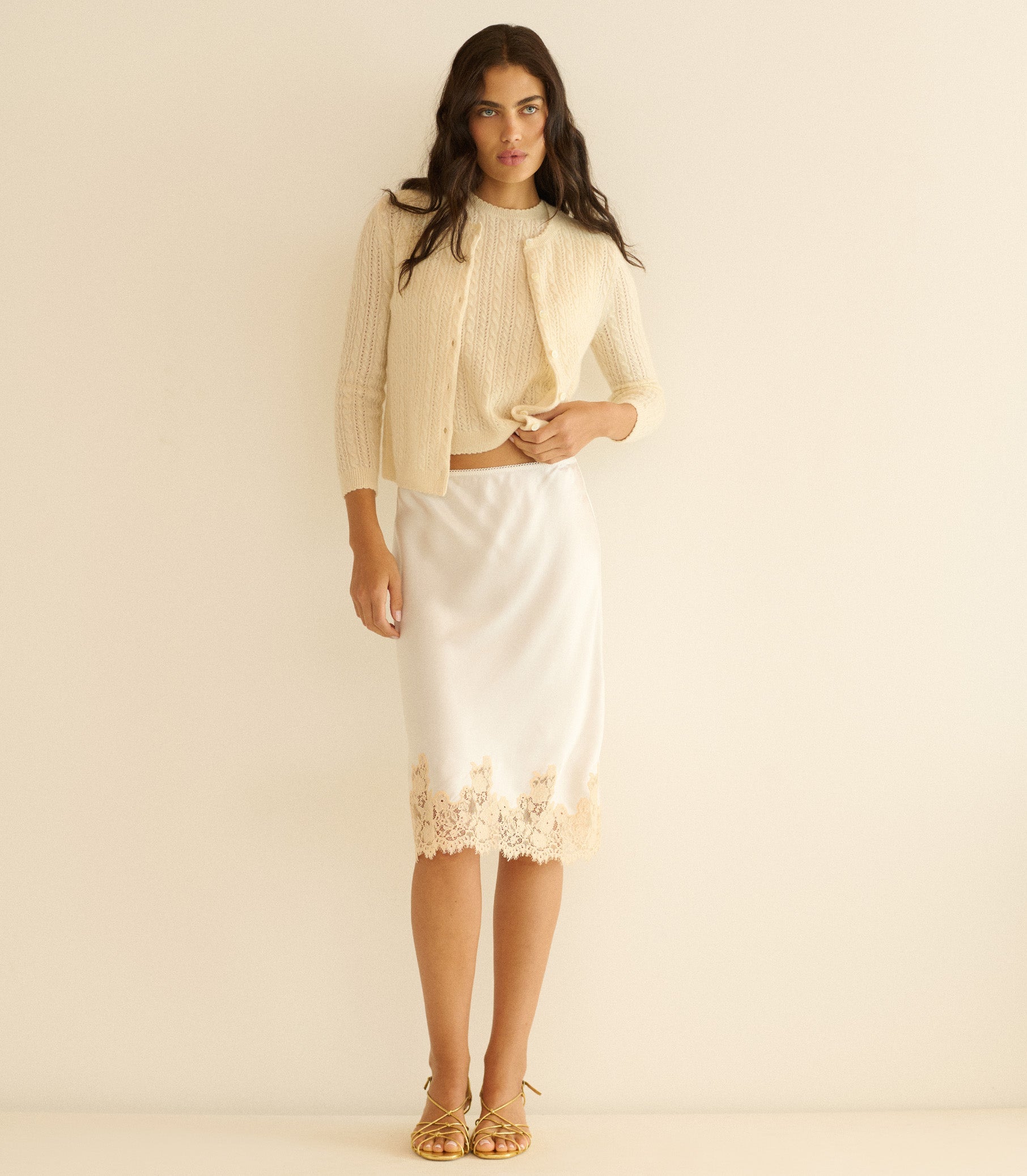 DANAE CASHMERE CABLE CARDIGAN -- DOGWOOD