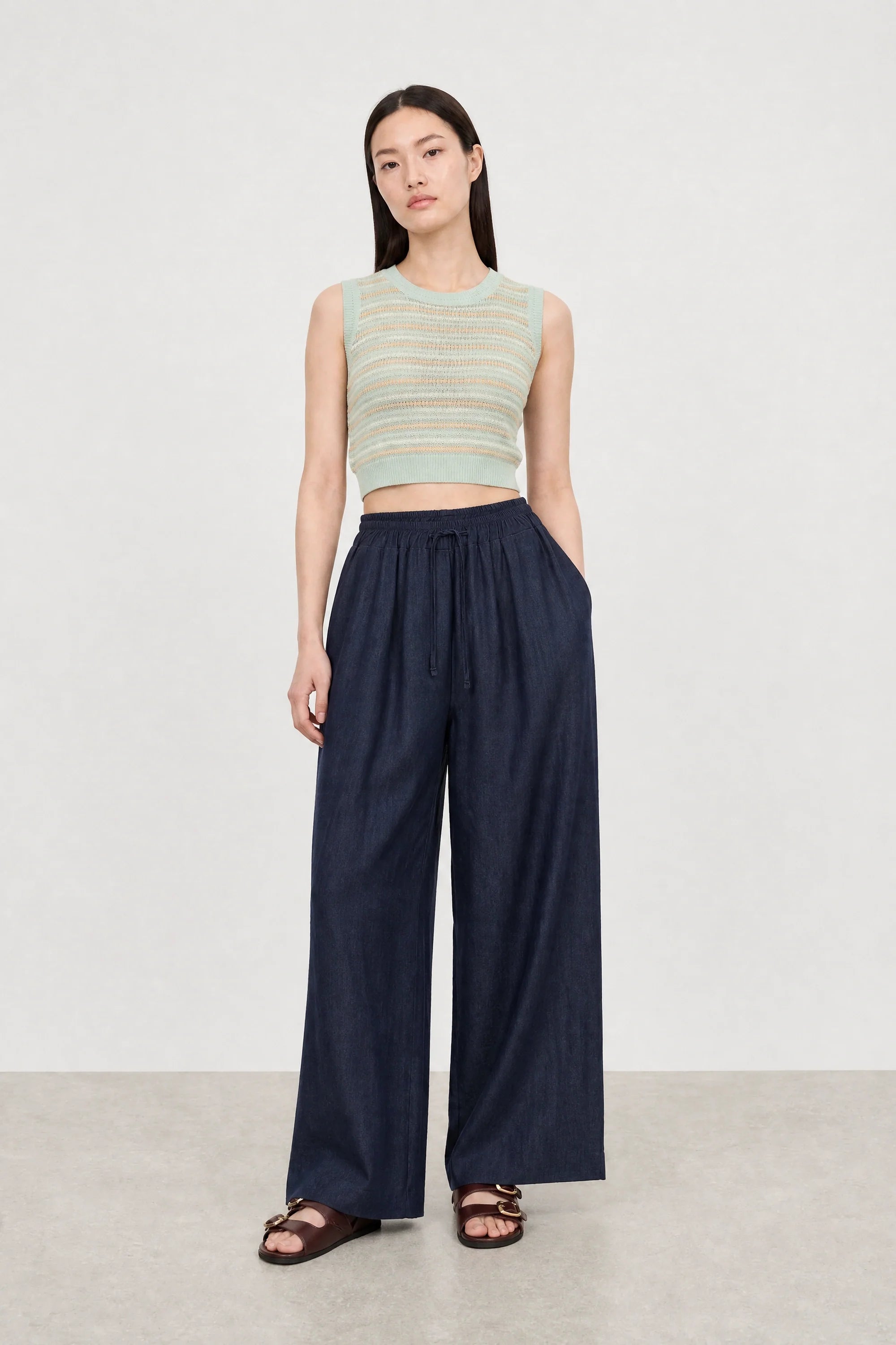 Dark blue chambray pleated drawstring trousers