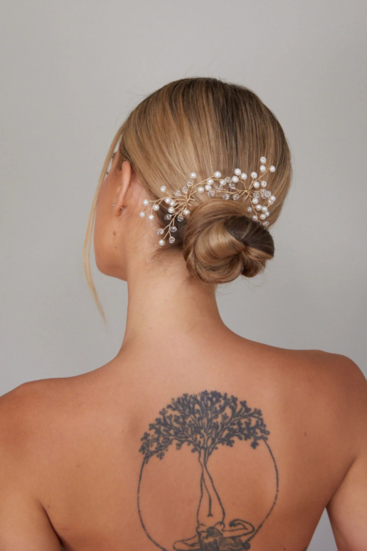 Medusa Pearl Hair Pin