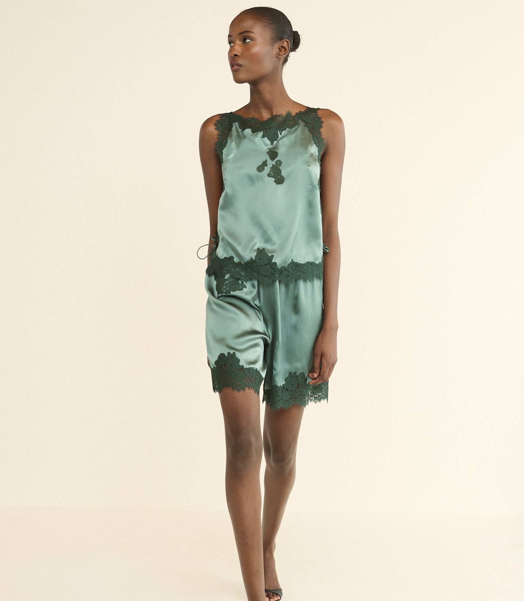 EVANIA TOP -- DULAC GREEN