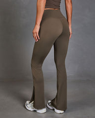 Studio Pace High Waist Flare Leggings