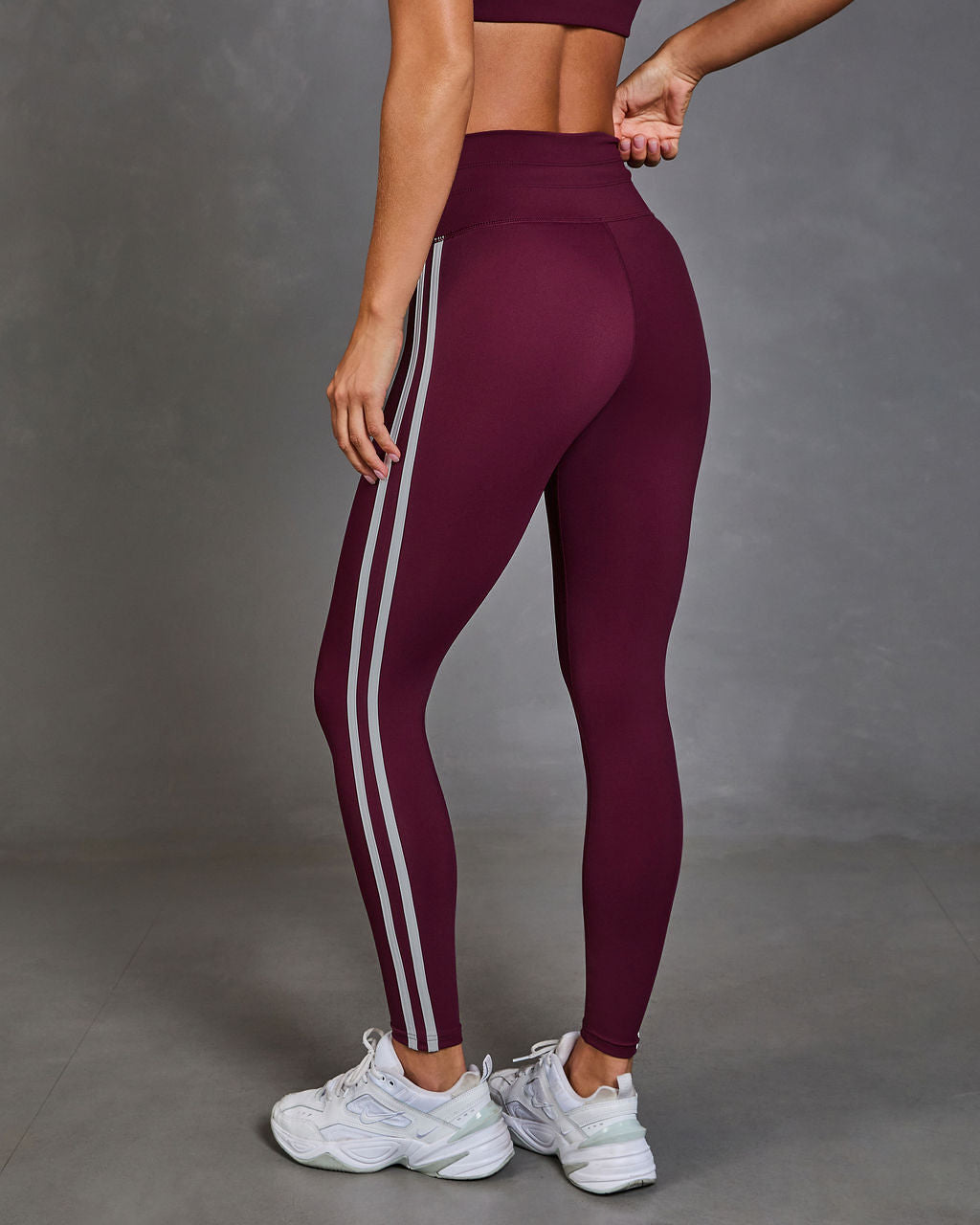 Motion Theory Contrast Stripe Drawstring Leggings
