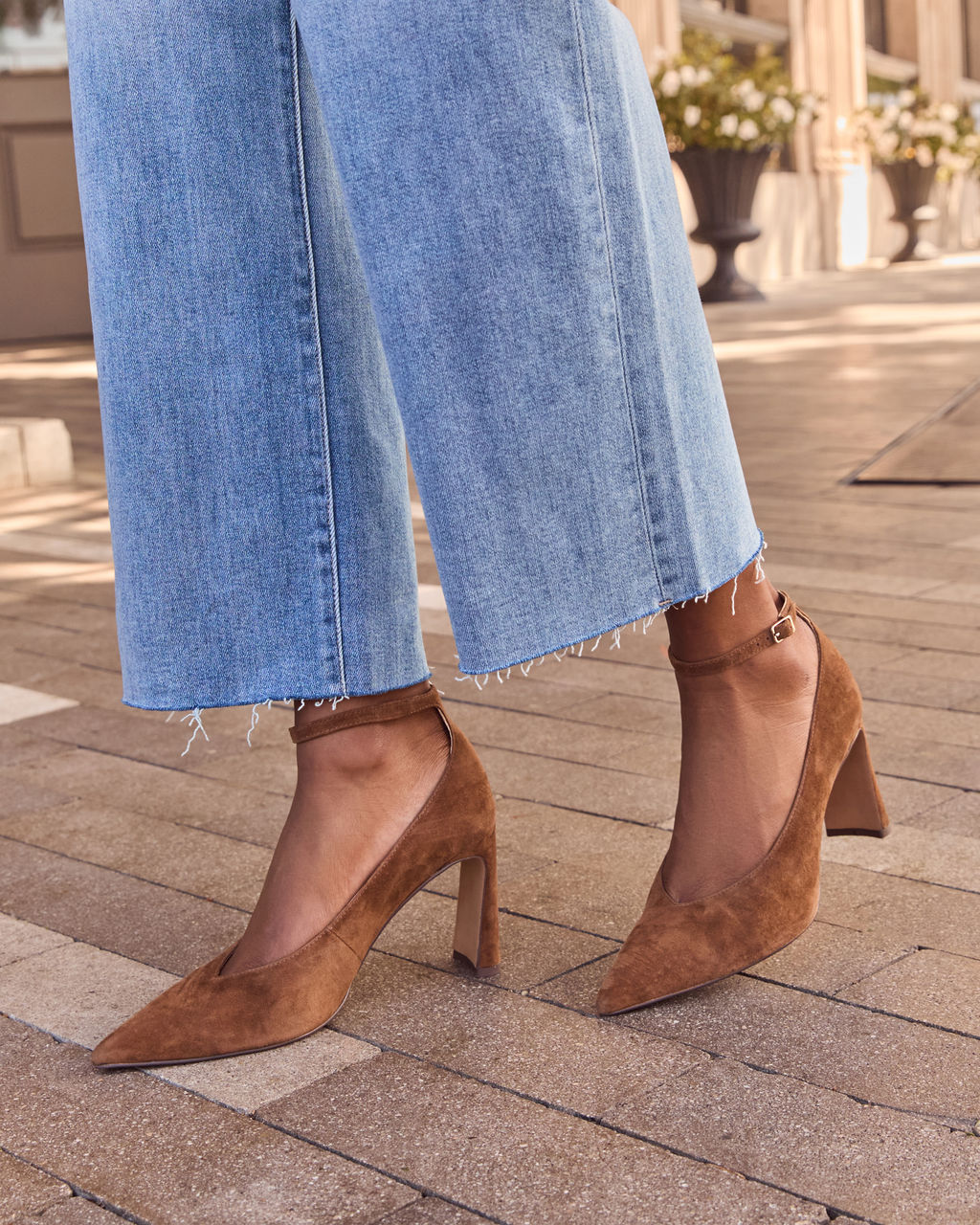 Joelyn Faux Suede Sculpted Block Heel Pumps