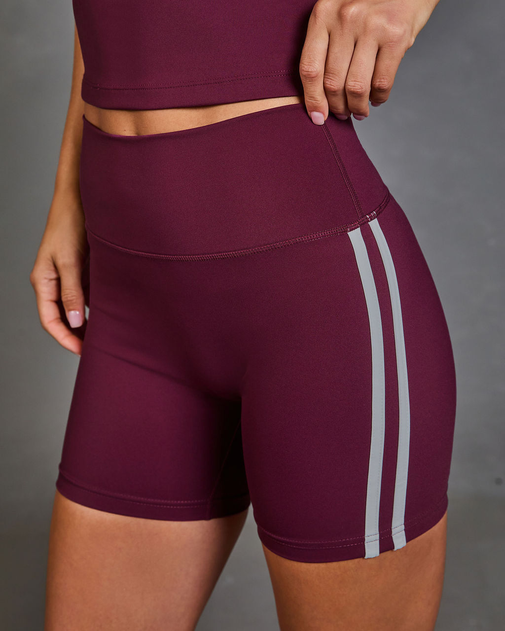 Motion Theory Contrast Stripe Biker Shorts