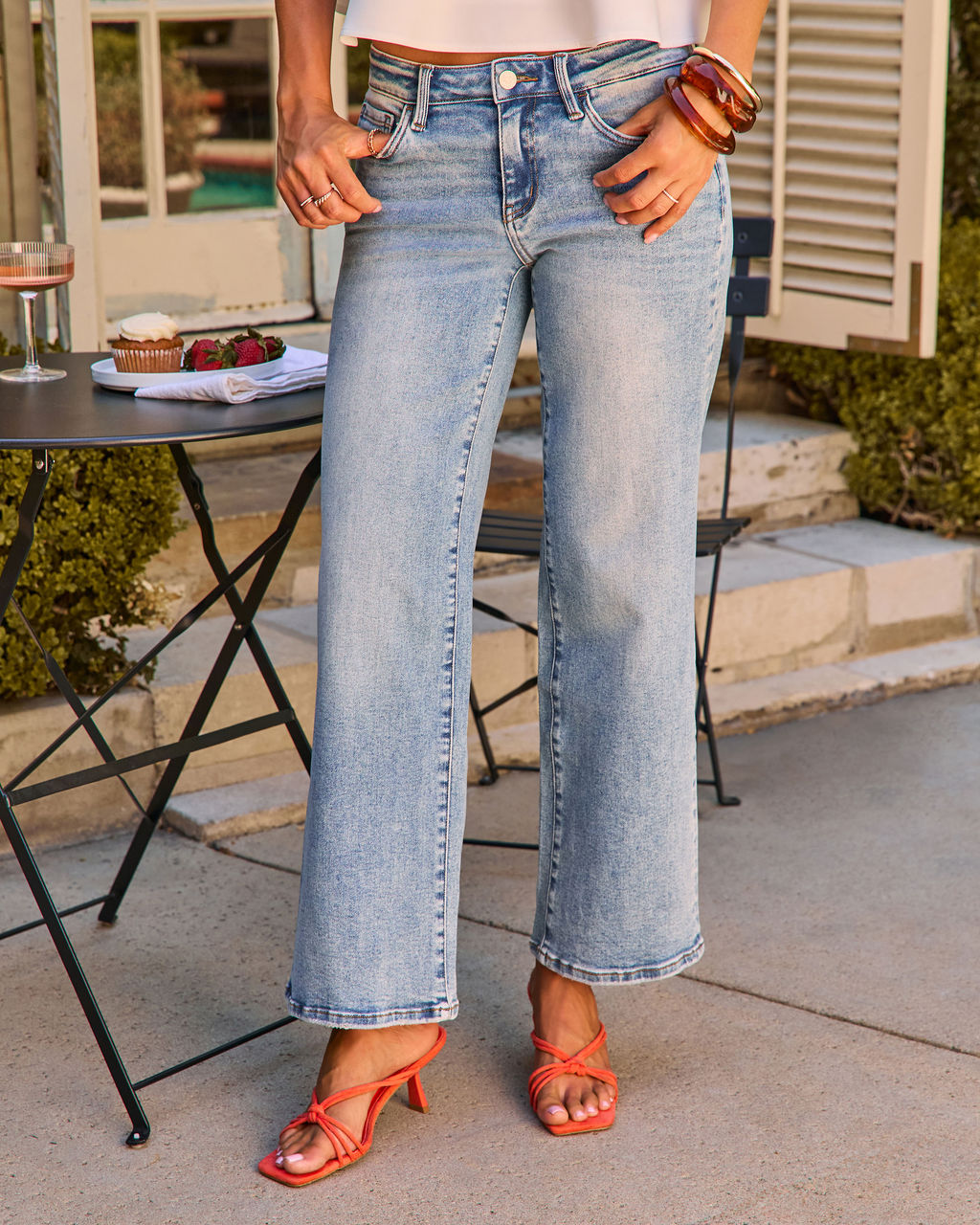 Neenah Stretch Low Rise Straight Leg Jeans