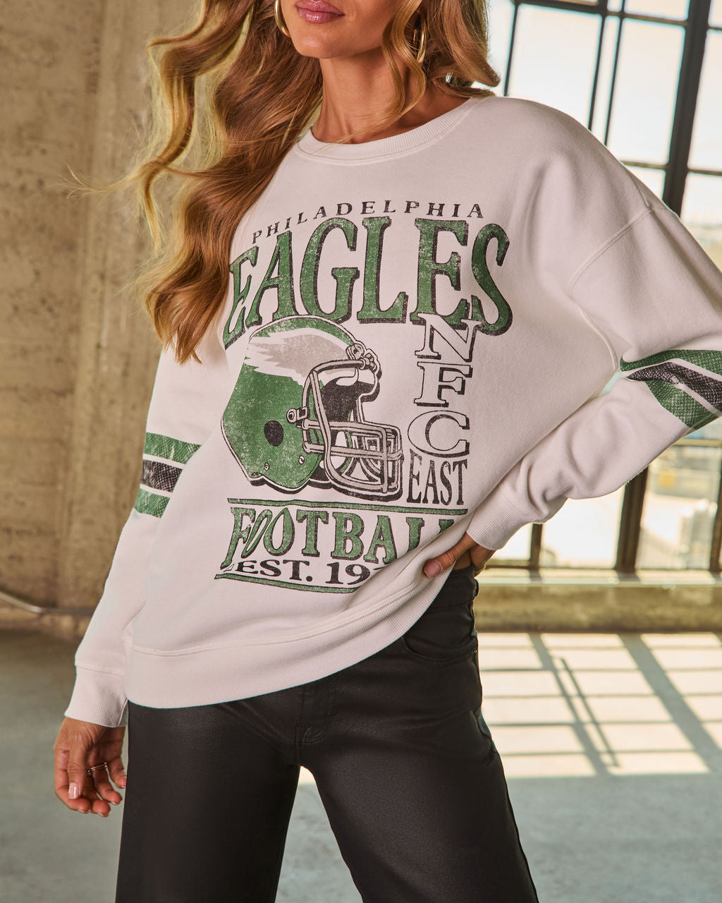 Philadelphia Eagles Fleece Striped Sleeve Graphic Sweatshirt